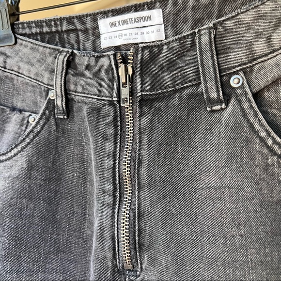One Teaspoon Zipper Distressed Jeans - Picture 12 of 14